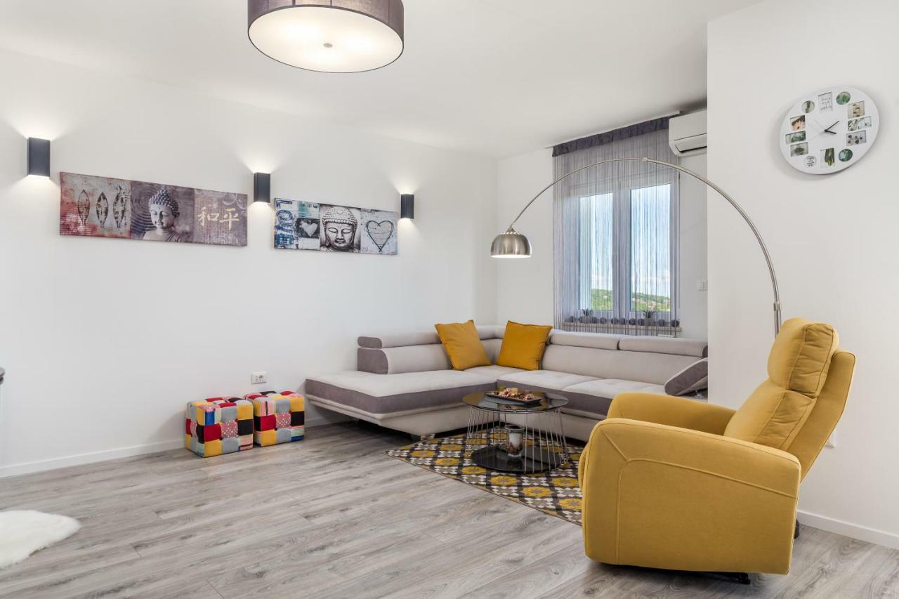 Luxury Apartment La Es Marčelji Εξωτερικό φωτογραφία