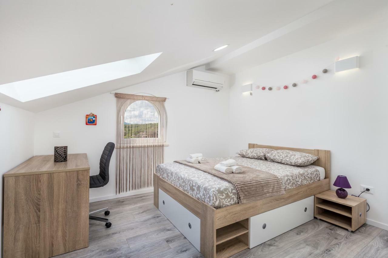 Luxury Apartment La Es Marčelji Εξωτερικό φωτογραφία
